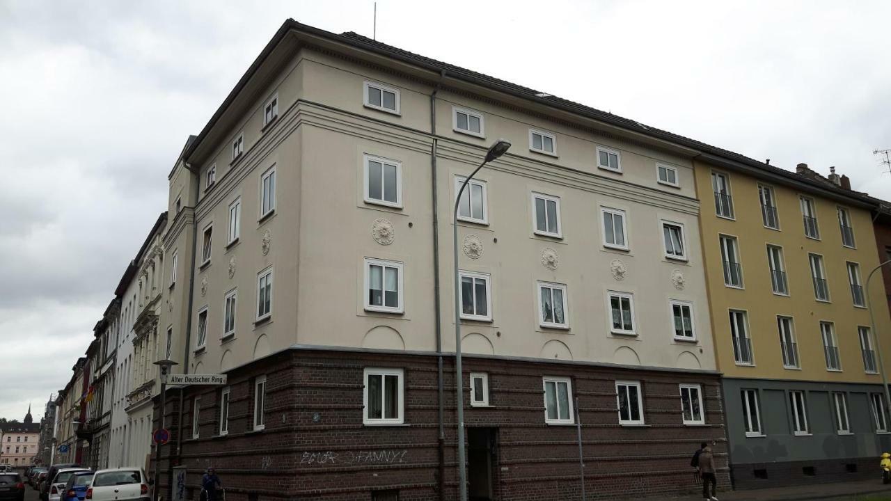 Alter Deutscher Ring Krefeld Exterior photo